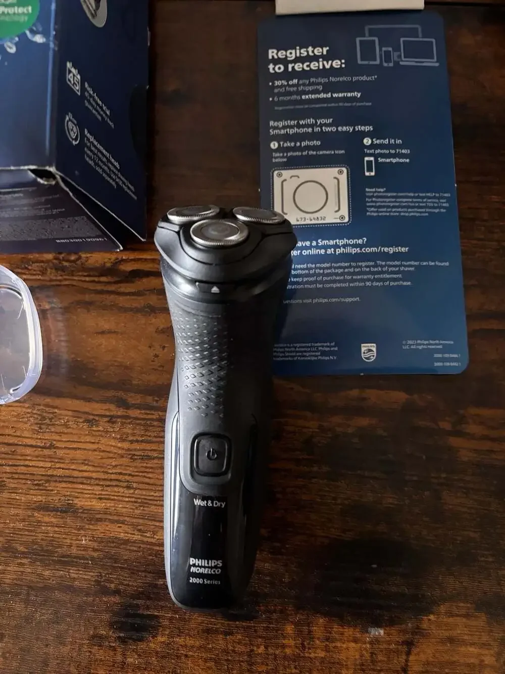 Philips Norelco 2000 Series Shaver 2400 Wet & Dry Electric Shaver